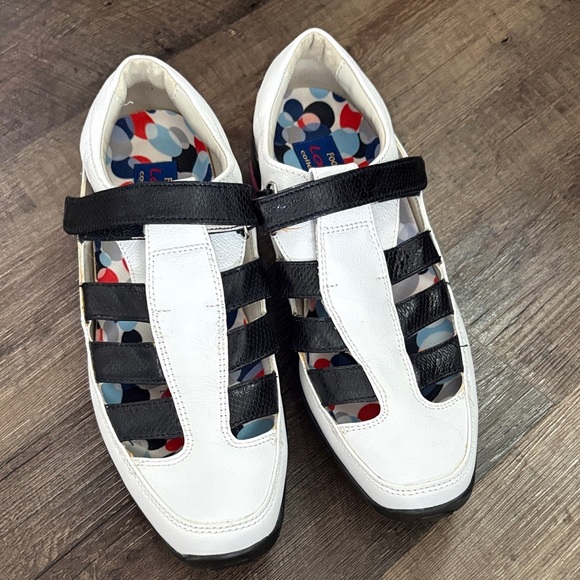 FootJoy Shoes - Women’s FootJoy Black and White Golf Shoes